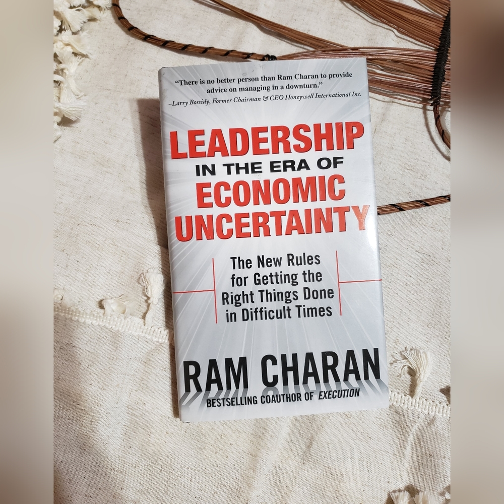 Leadership In The Era Of Economic Uncertainty Book NWT